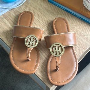 brown tommy hilfiger sandals size 6
